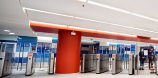 Treno Circumvesuviana deragliato, tratta ancora ferma e inchiesta