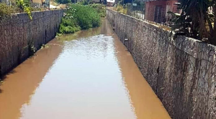 Rifiuti sversati nel Fiume Sarno: sequestrate tre aziende a Poggiomarino, Striano e Sant’Antonio Abate
