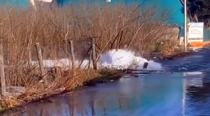 “Esplode” tubo dell’acqua tra Poggiomarino e San Giuseppe Vesuviano