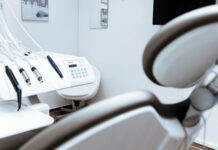 Muore dopo intervento di routine dal dentista