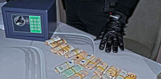 Estorsioni di camorra, 10 arresti. Trovata la cassaforte