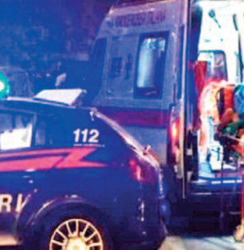 Ferita a coltellate durante una lite tra ragazze nei Paesi Vesuviani