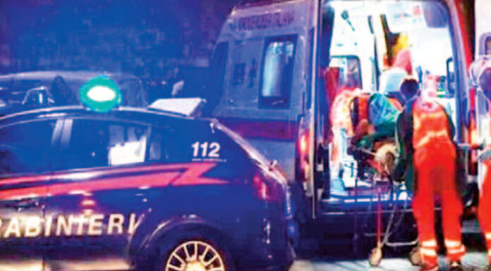 Accoltellato a Poggiomarino da un gruppo di ragazzi,, grave 52enne