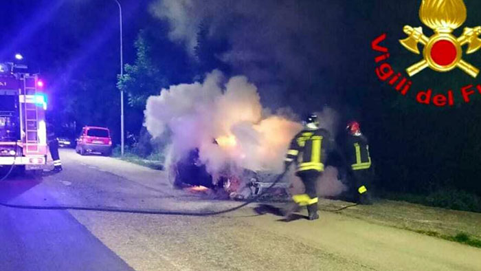 incendio auto