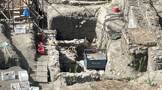 Immobile di lusso abusivo nei pressi di Villa Augustea, scattano i sigilli