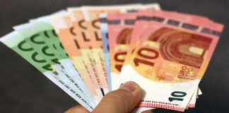 Ok al Milleproroghe: serie di incentivi, sconti e Bonus per gli italiani