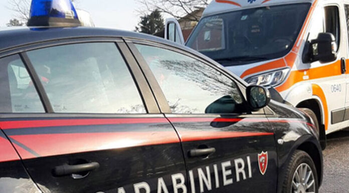 Ruba un’auto, ma si schianta sulla Statale 268 e muore