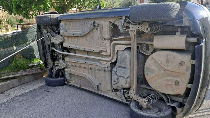 auto ribaltata