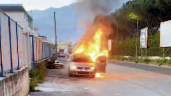 incendio auto