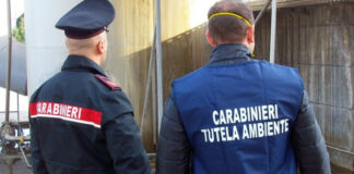 Follia ambiente: calcestruzzo conservato nel fiume