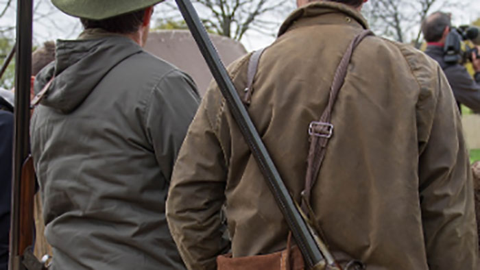 bracconiere cacciatore