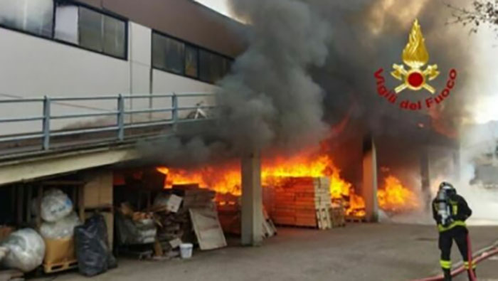 incendio pompieri falegnameria