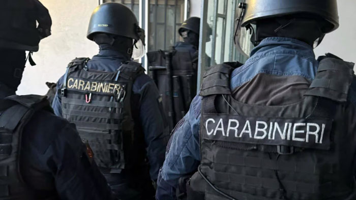 blitz carabinieri