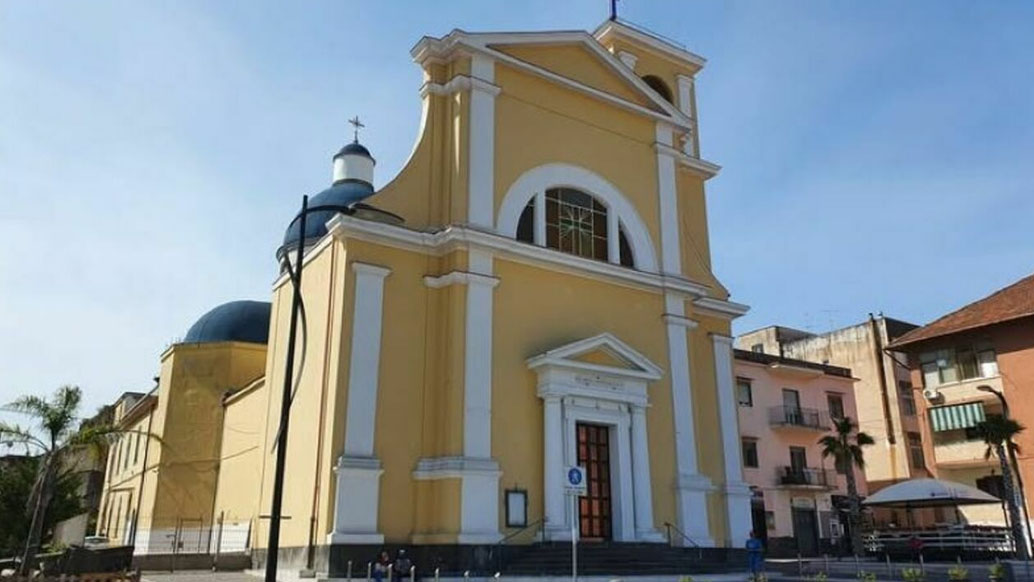 chiesa massa di somma