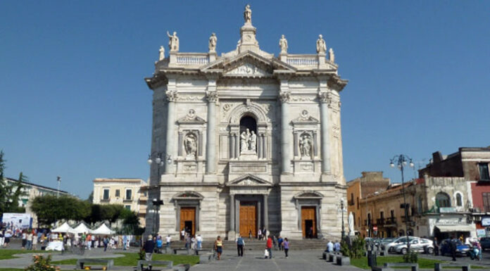 Le reliquie del bastone e del manto di San Giuseppe arrivano al Santuario sangiuseppese