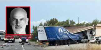 Sbanda e viene travolto da un tir