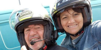 Impatto tra due moto, muoiono marito e moglie