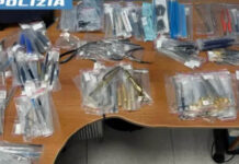 In un trolley 286 strumenti medici, scatta il blitz